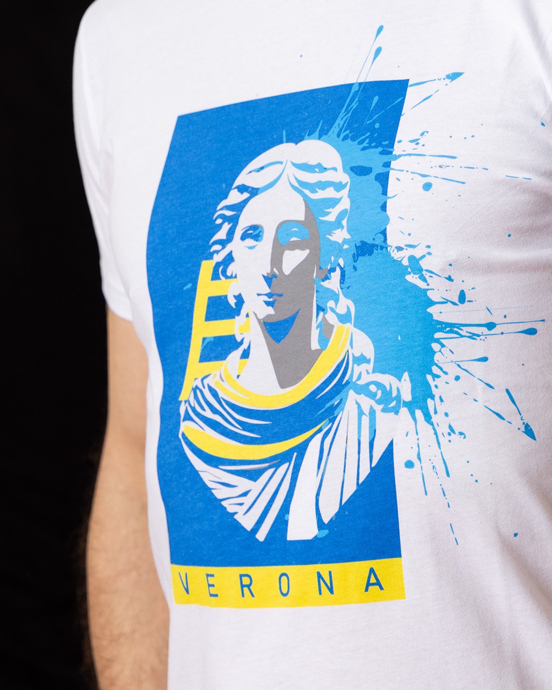 T-Shirt - Giuliettai tee White - immagine 4